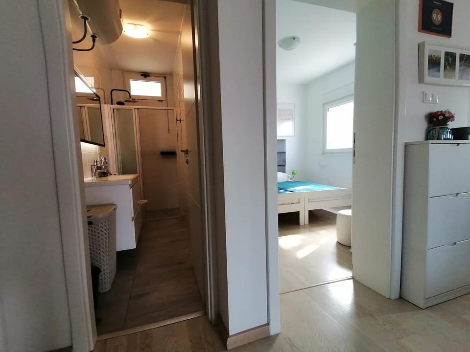 Bathroom, Bedroom