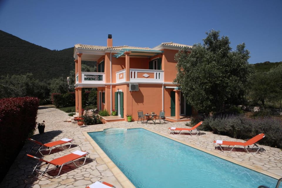Pantheon & Danae Luxury Villas Villa in Lefkada, Lefkada Municipality, Greece