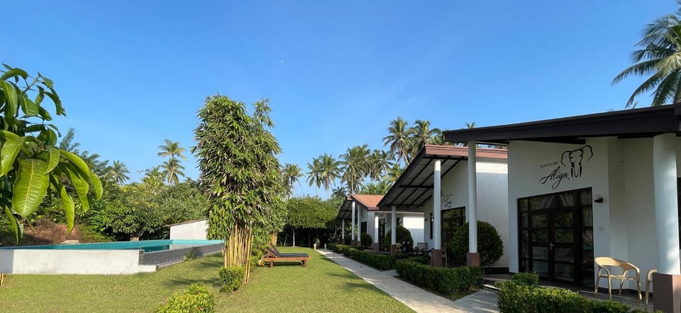 Property building, Garden view, Pool view