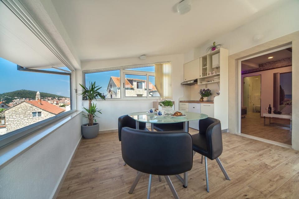 Balcony/Terrace, Kitchen or kitchenette