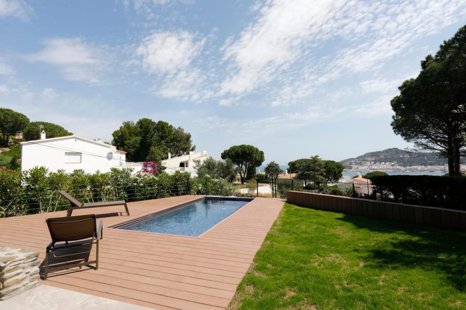 Patio, Garden, Pool view, Swimming pool, Swimming pool