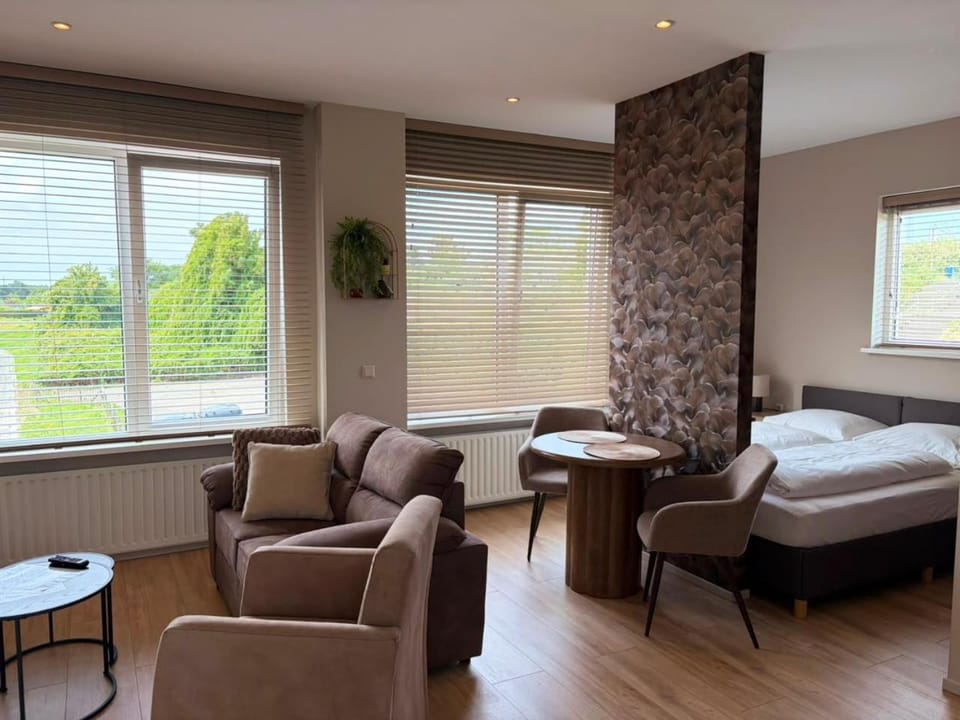 Living room, Bedroom
