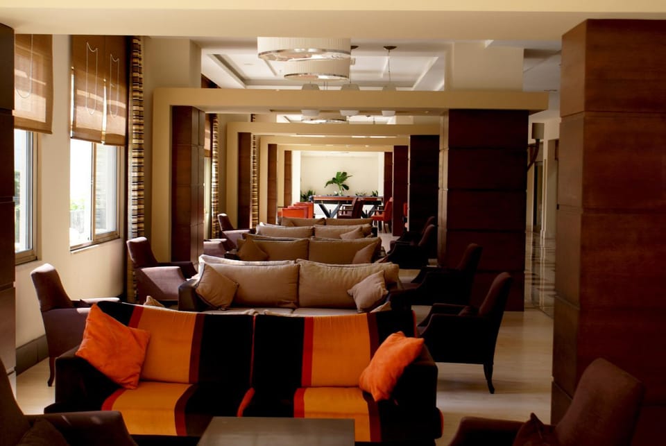 Communal lounge/ TV room, Seating area