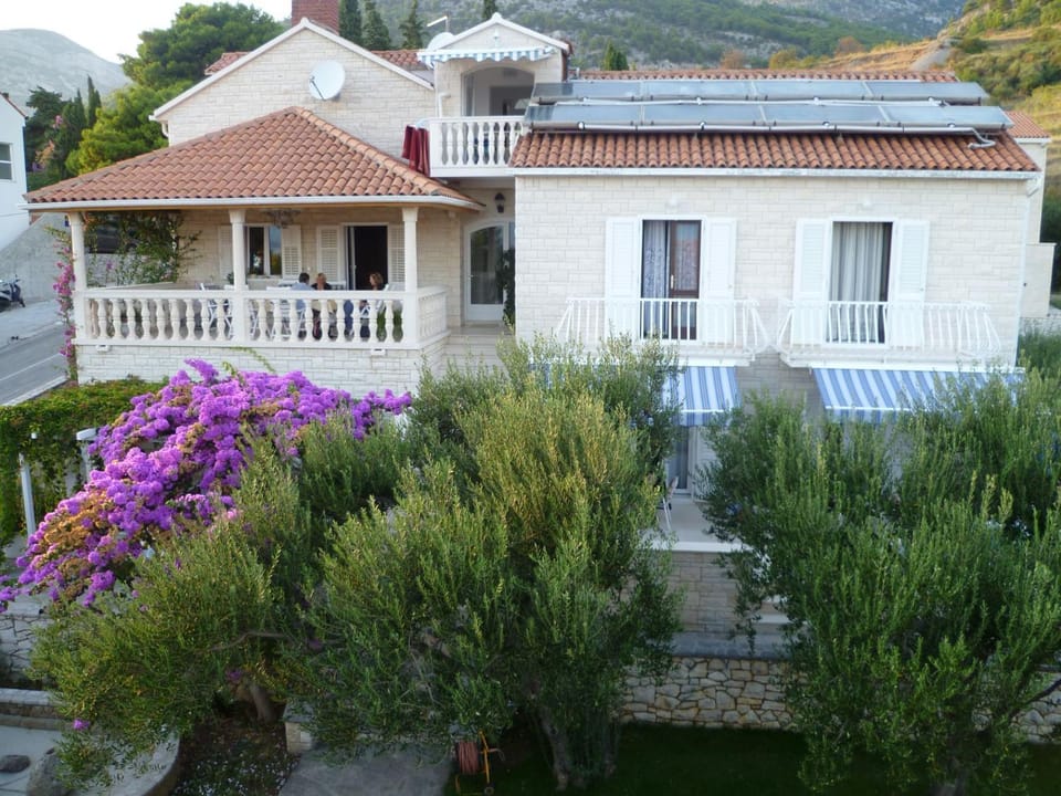 Apartments Mija Apartment in Bol