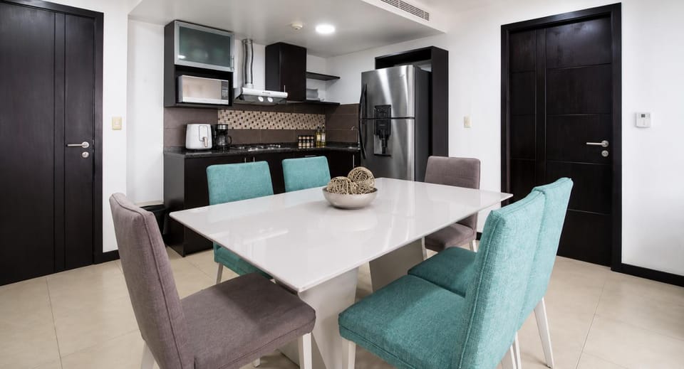 Puerto Santa Ana Luxury Suites Guayaquil Apartment in Guayaquil