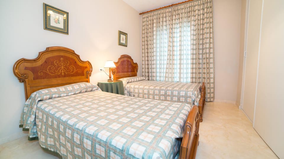 Condesa Playa Apartment in La Herradura
