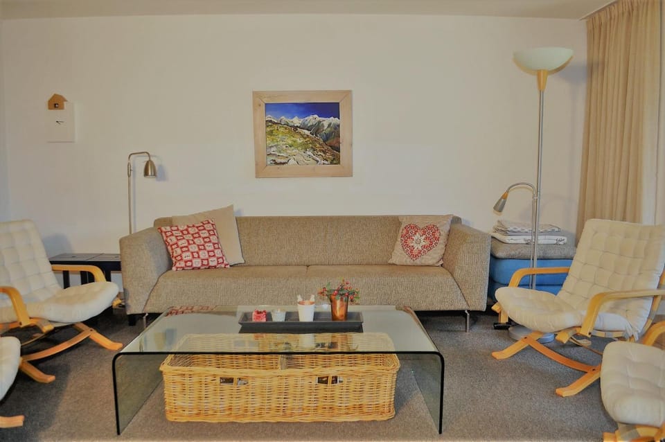 Aleid Sunshine Apartment in Canton of Valais