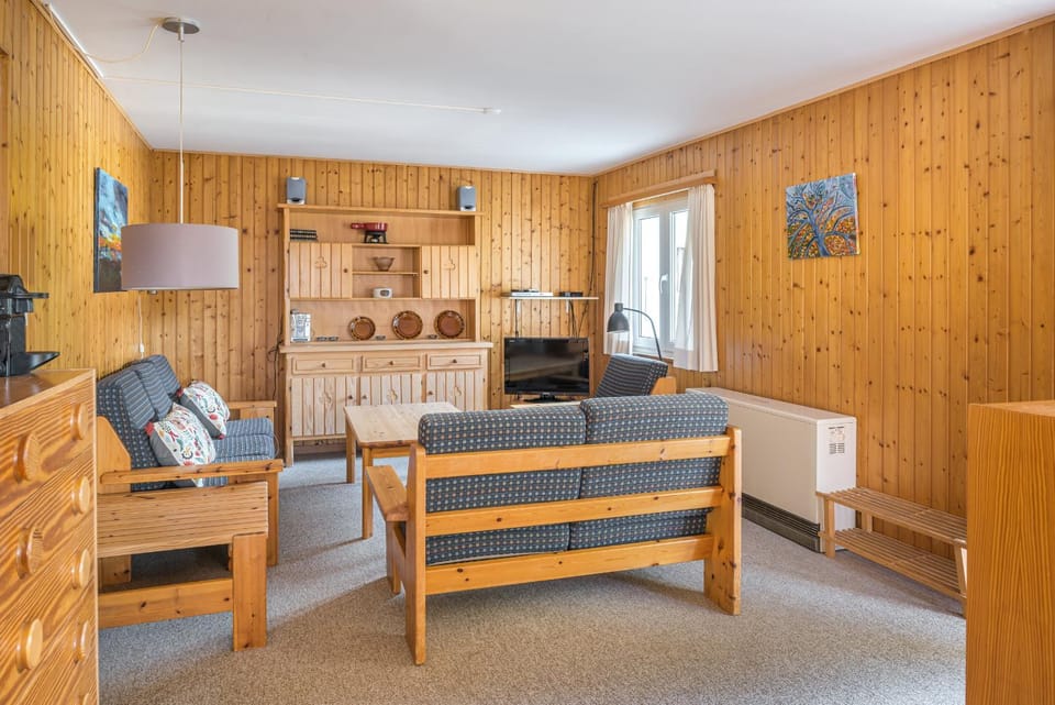 Lotus UG Apartment in Canton of Valais