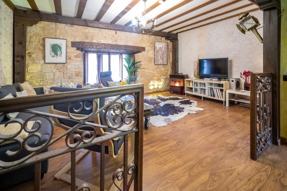 Communal lounge/ TV room, Lounge or bar