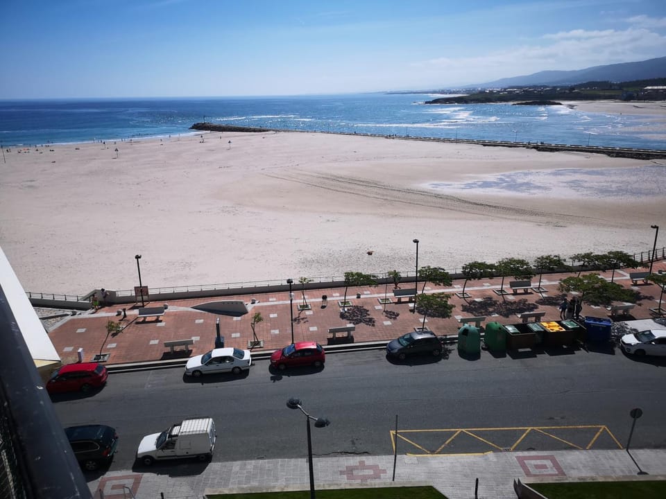 Duplex Tres Dormitorios Playa A Rapadoira Apartment in Foz