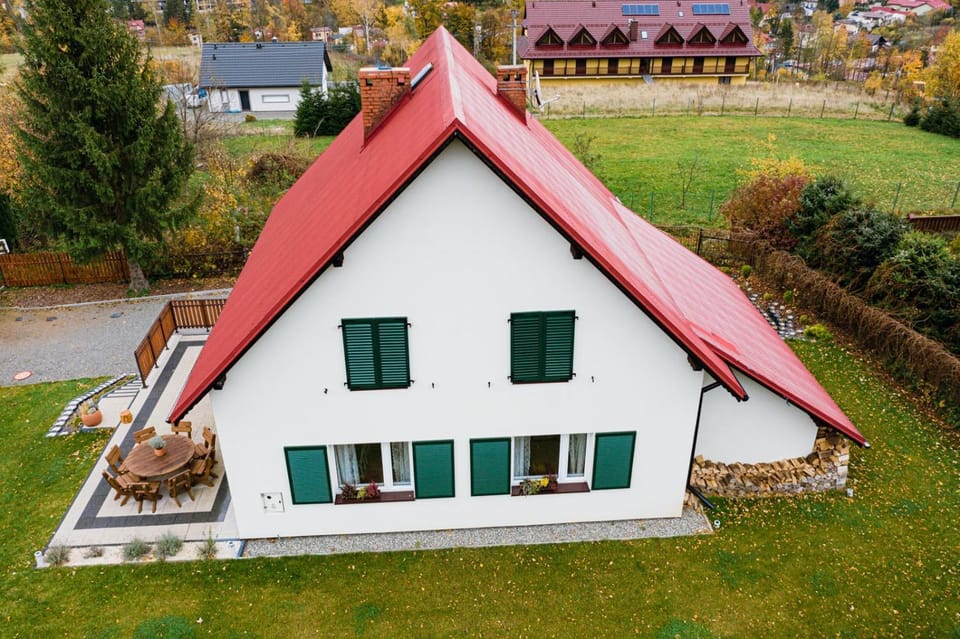 Property building, Bird's eye view