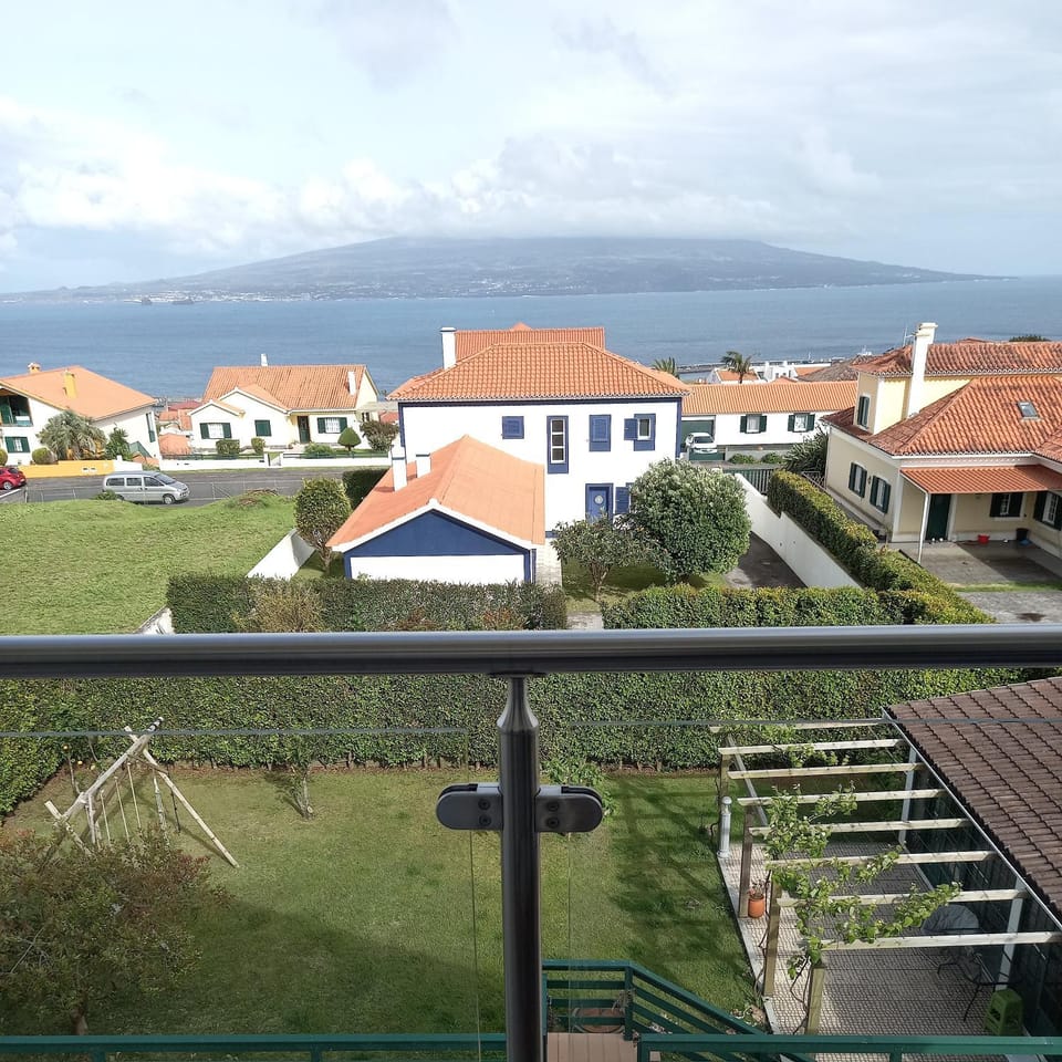Natural landscape, Mountain view, Sea view