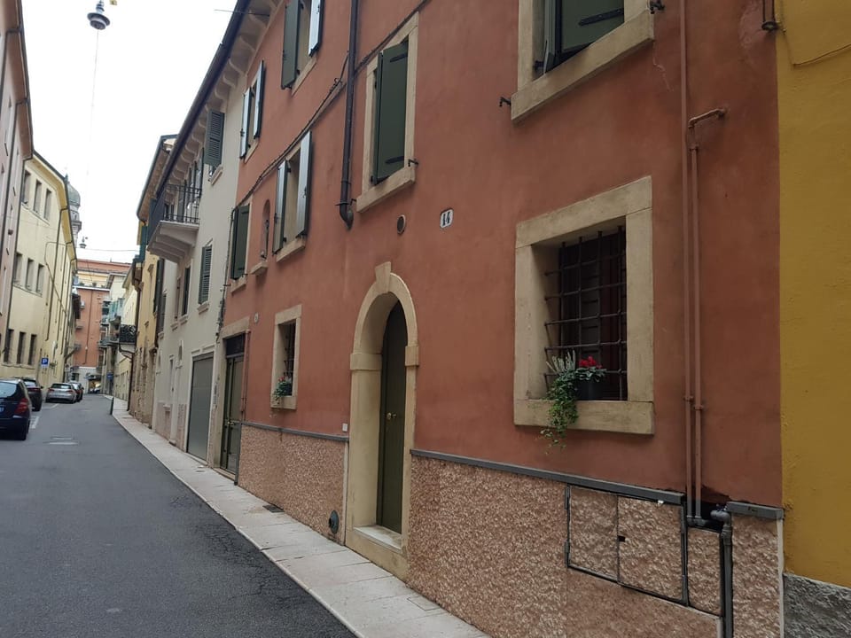 Elly's House House in Verona