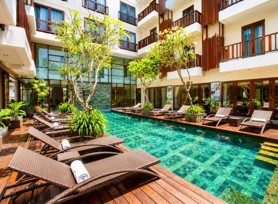 Swimming pool