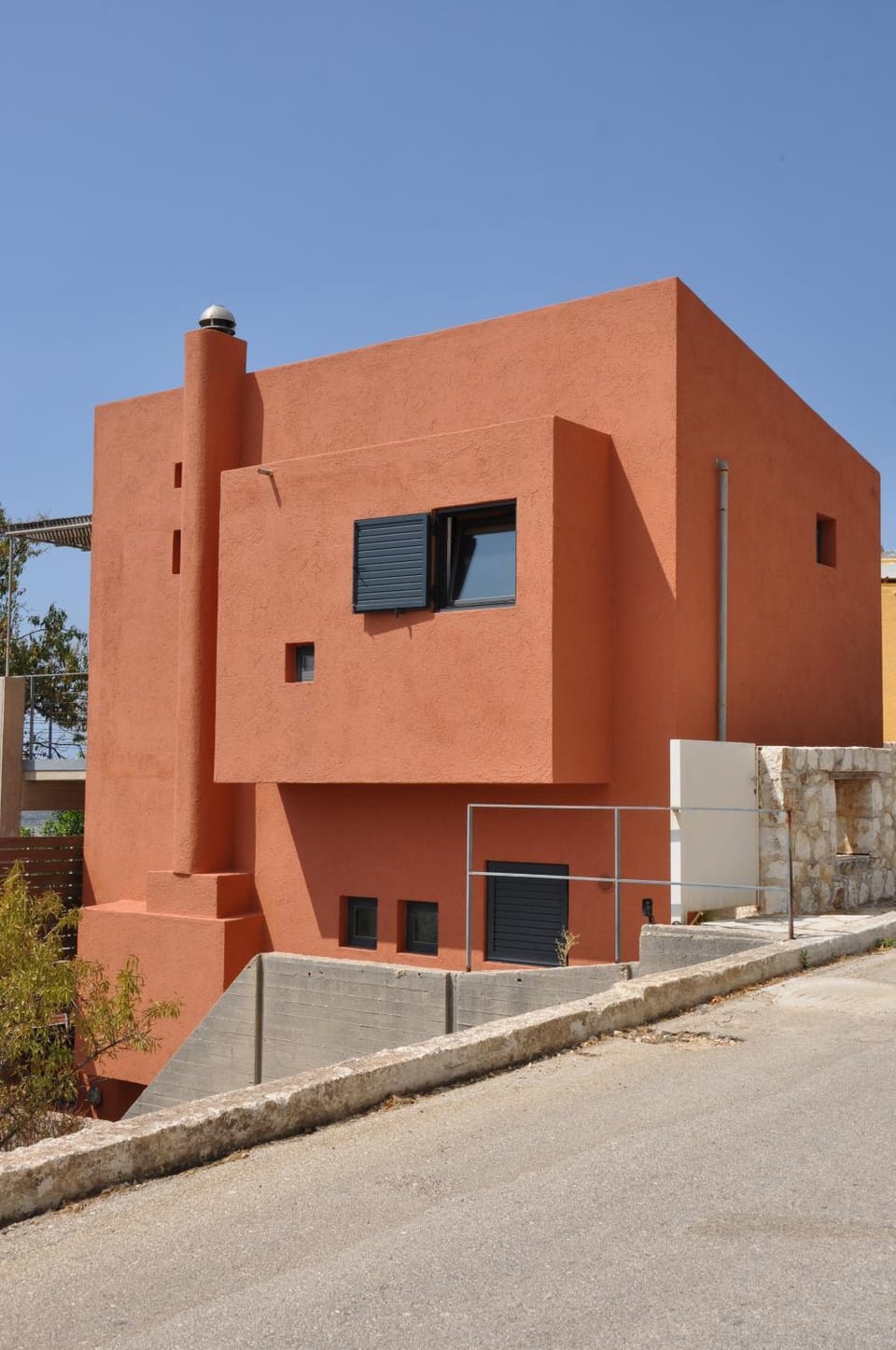 Facade/entrance