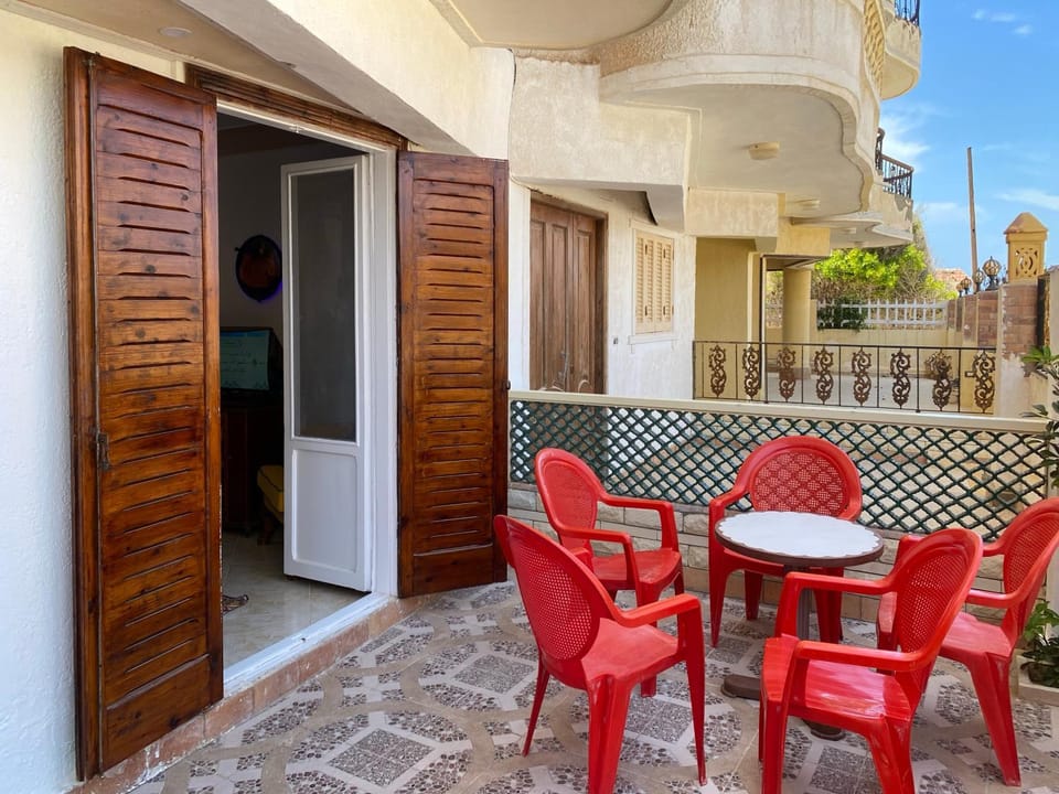 Patio, Facade/entrance, Balcony/Terrace