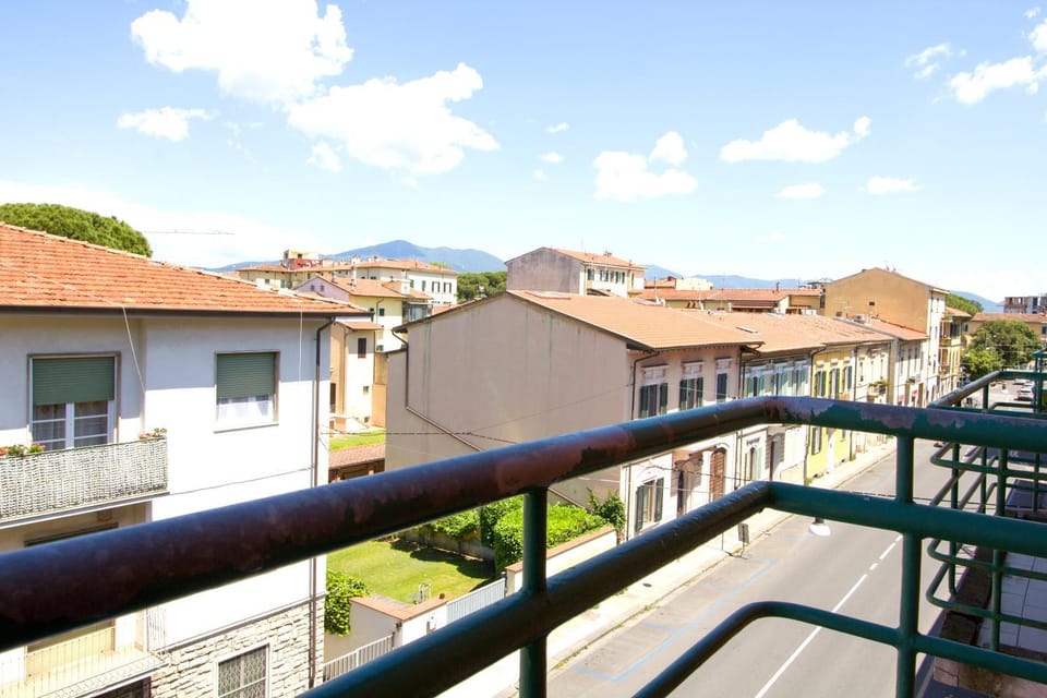 Property building, Day, Natural landscape, View (from property/room), City view, Mountain view