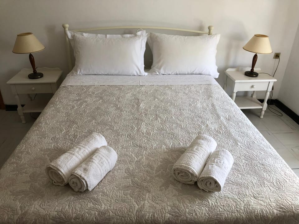 Apelati Inn in Zakynthos, Greece