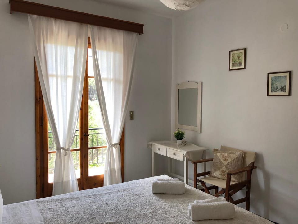 Apelati Inn in Zakynthos, Greece