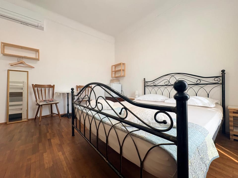Guest House Izola Hostel in Slovenia