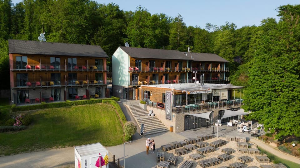 Property building, Natural landscape