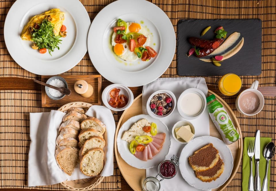 Food, Continental breakfast