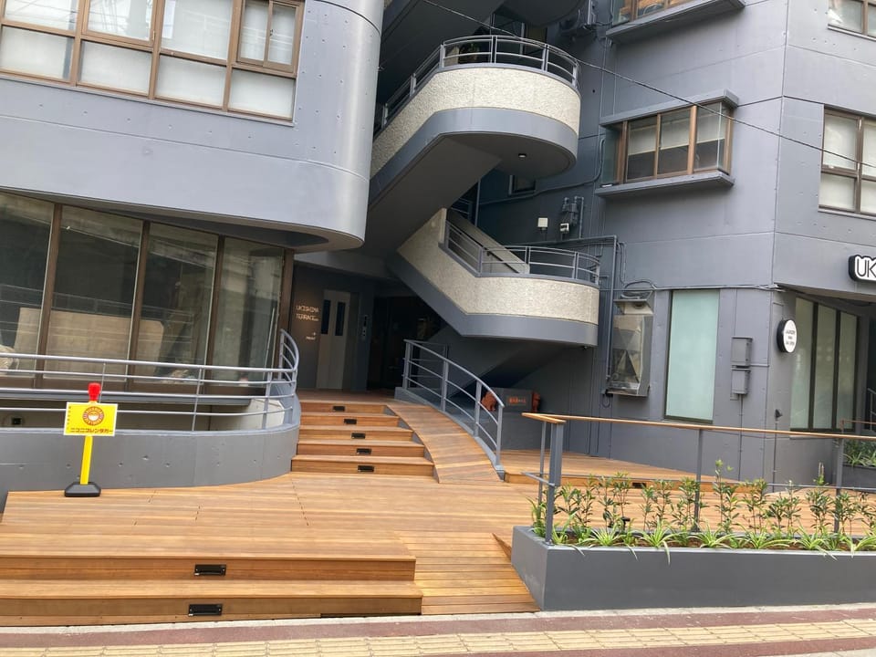 Hostel Hakuseiso Bed and Breakfast in Naha