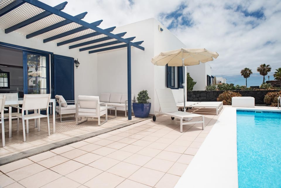 Garden, Balcony/Terrace, Swimming pool, Swimming pool