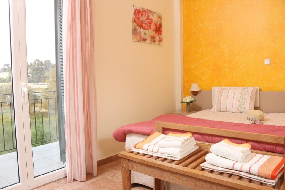 Bedroom, City view, Garden view, Lake view, Landmark view, Sea view