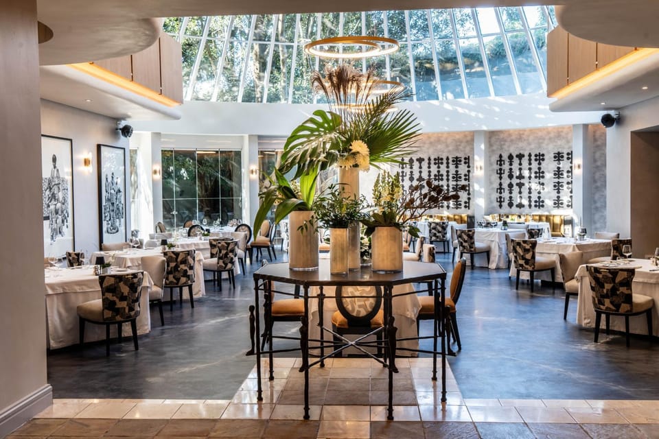 Restaurant/places to eat, Dining area, Lunch, Dinner