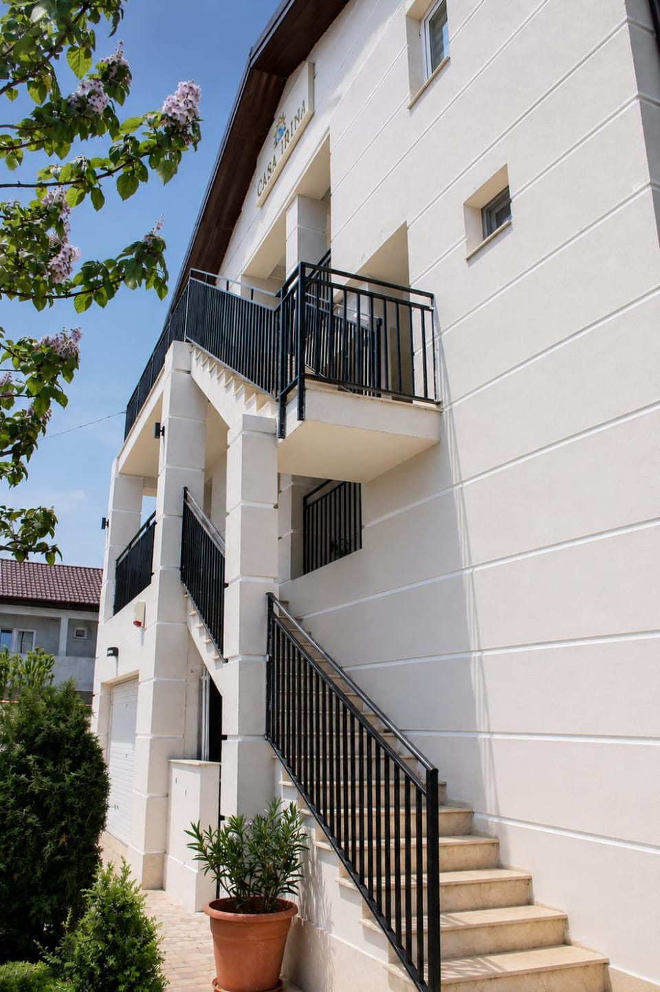 Property building, Balcony/Terrace