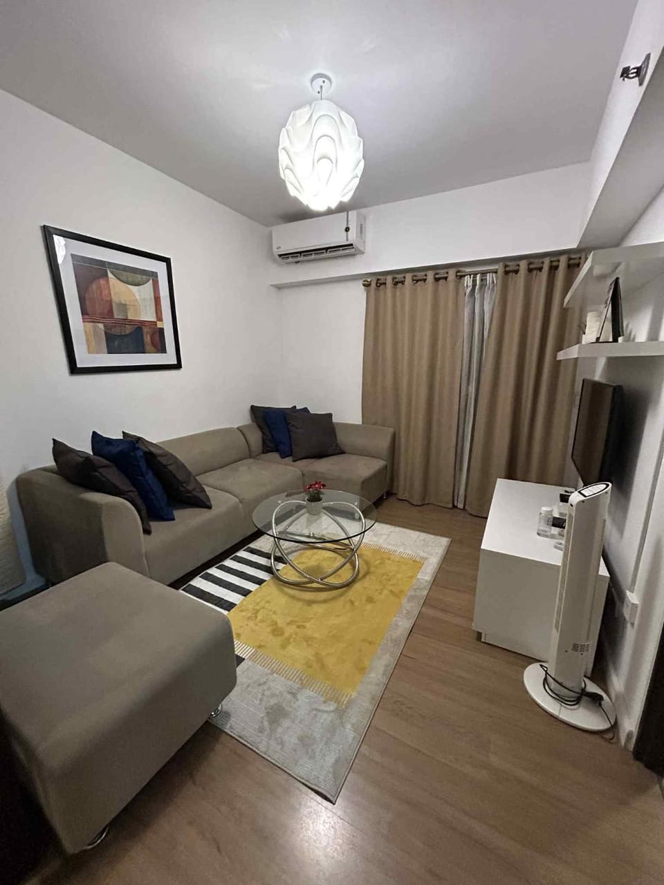 TV and multimedia, Living room, air conditioner