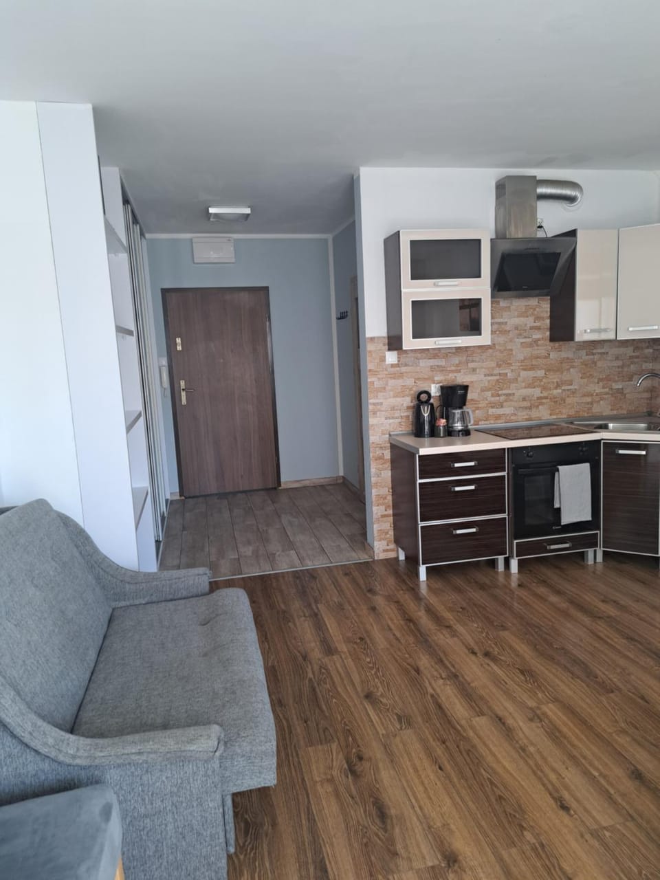 Kitchen or kitchenette, Seating area
