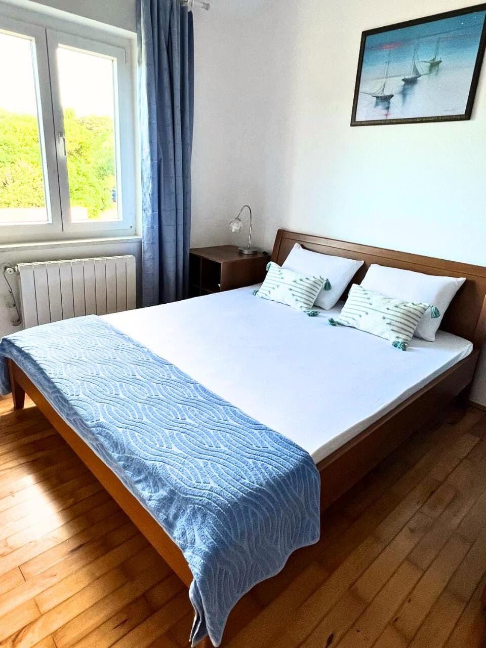 Bed, Photo of the whole room, Bedroom, Garden view, wardrobe, air conditioner