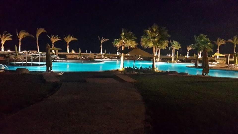 Night, Pool view