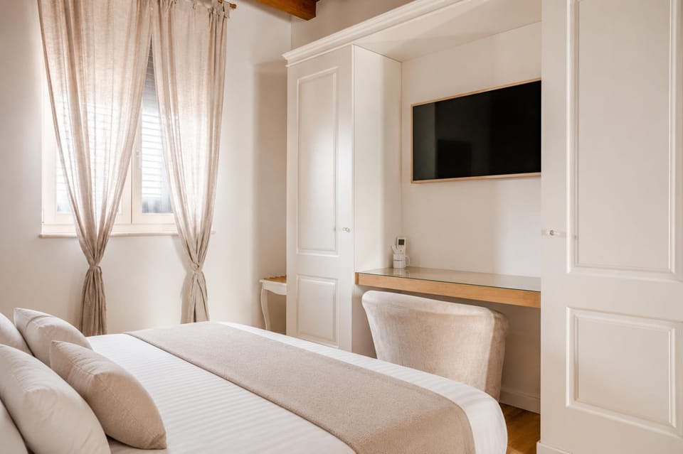 TV and multimedia, Bedroom