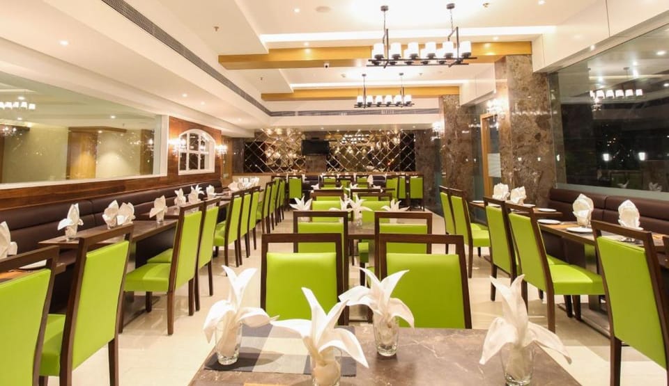 Hotel Vista Inn Hotel in Thane