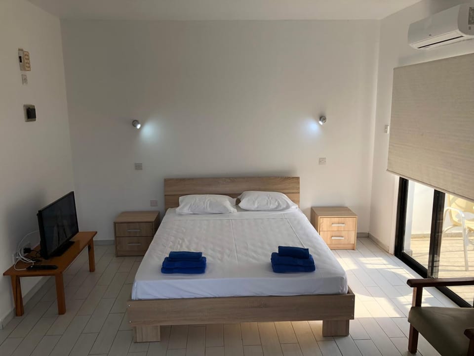 TV and multimedia, Kitchen or kitchenette