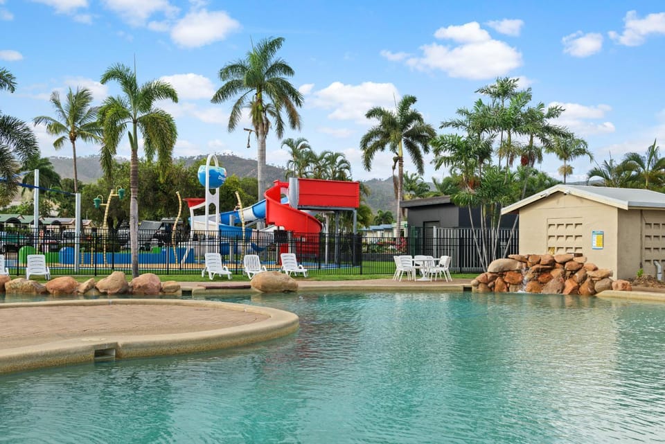 Aqua park, Swimming pool
