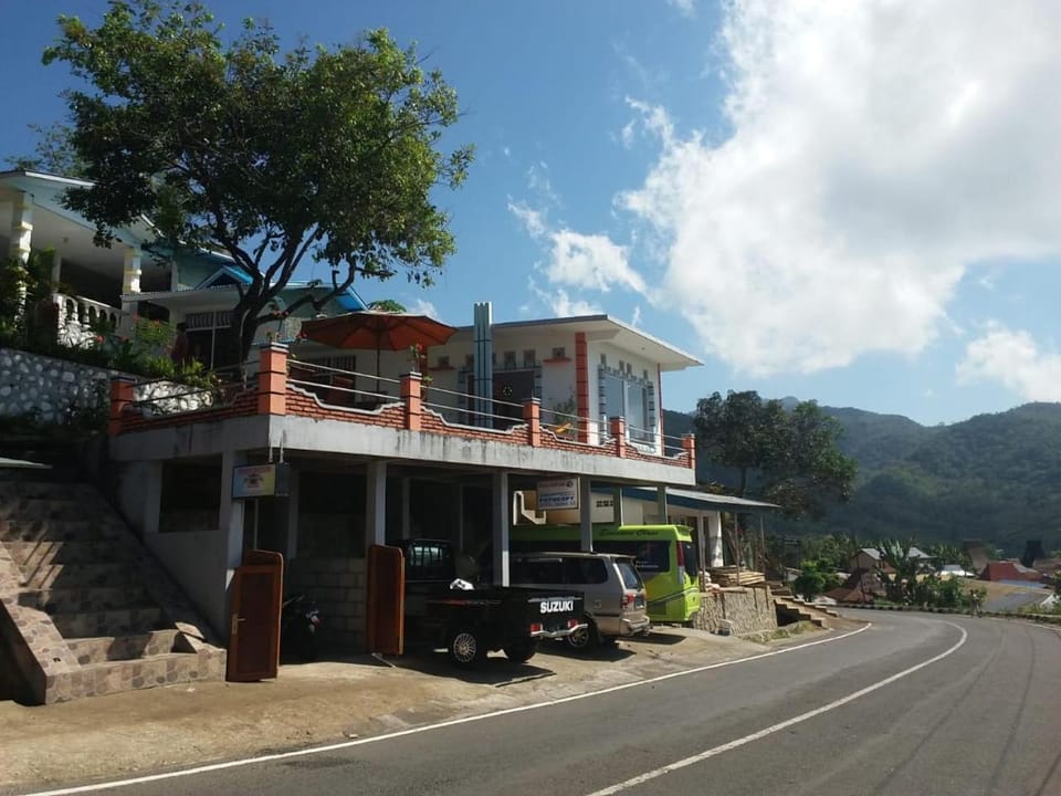 Property building, Parking