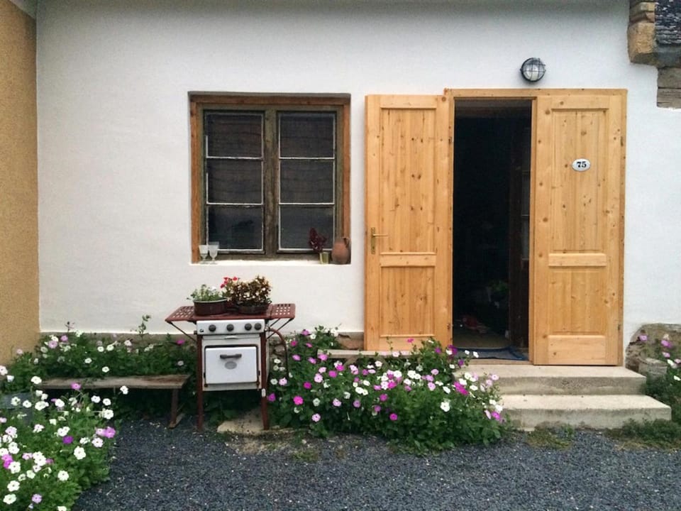 Facade/entrance, Day, Summer, Garden, On site, Garden view