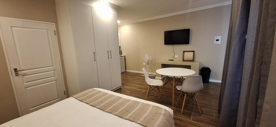 Eagle Cove Bed and Breakfast in Roodepoort