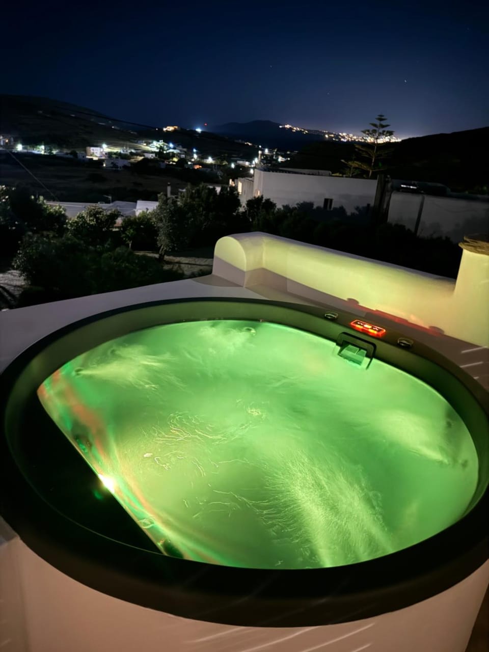 Night, Hot Tub
