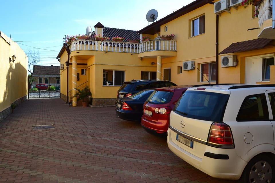 Property building, Day