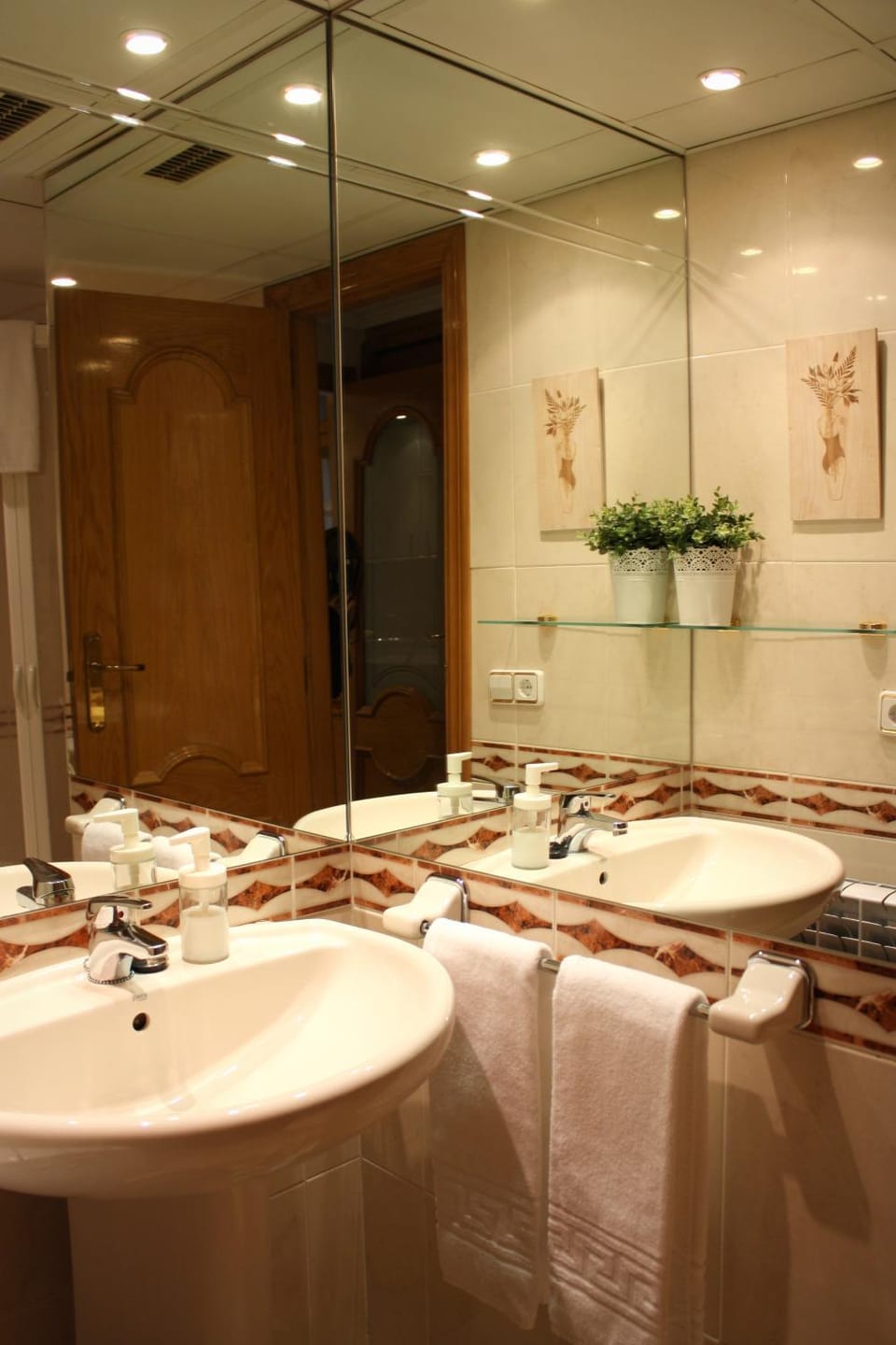 Las Tres Sorores Apartment in Aínsa
