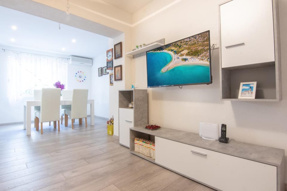 Apartment Laguna II Apartment in Makarska
