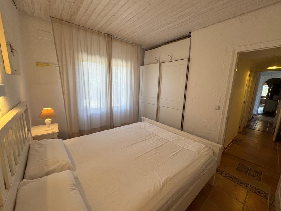 Bed, Bedroom, wardrobe