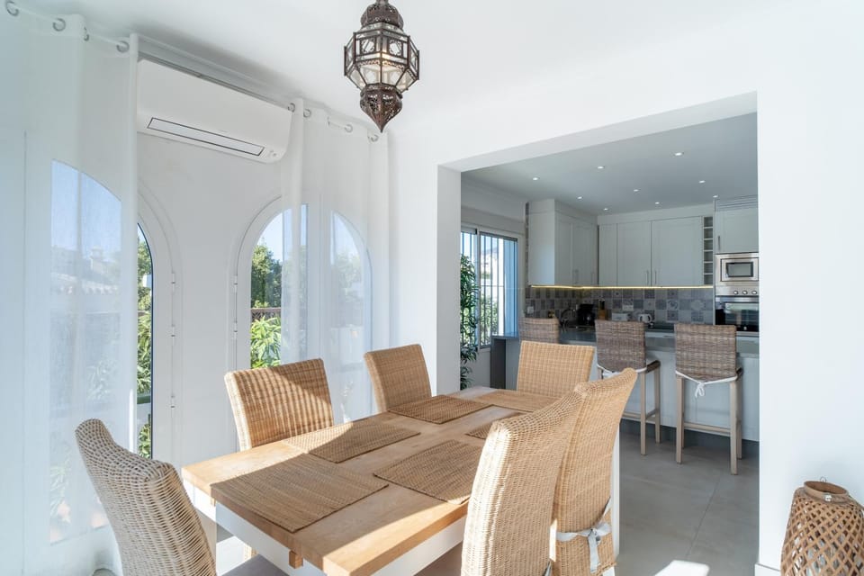Villa Sandra Luxury Suite Apartment in Nerja