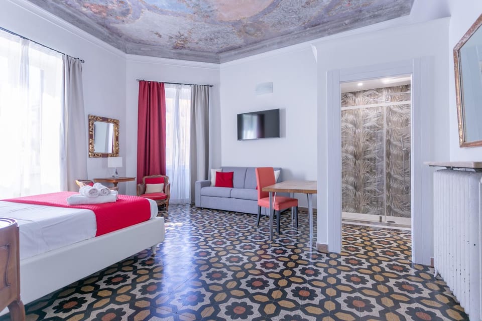 Photo of the whole room, Bedroom