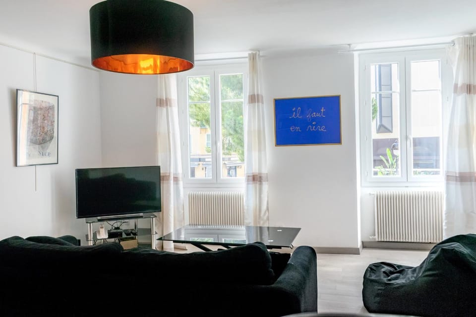 Place du Pin Apartment in Nice